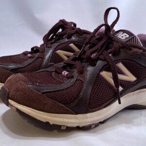 Women's 8.5 US New Balance 496 W2 Sneakers